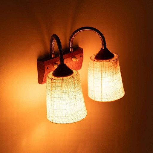 Vintage teakhouten wandlamp bedside wall lamp Sweden 60s