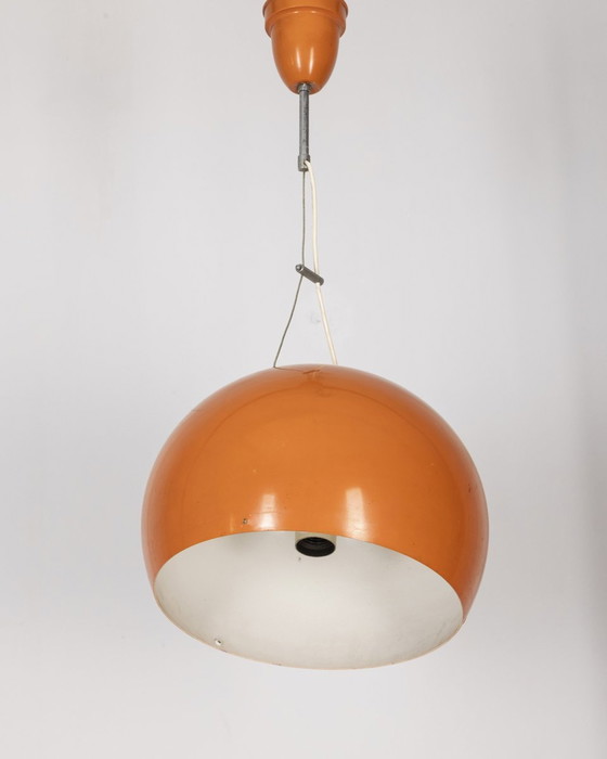 Image 1 of Vintage 70S kroonluchter in Oranje Metaal Italiaans Ontwerp