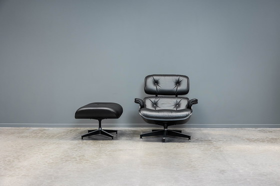 Image 1 of Eames lounge stoel+ voetenbank