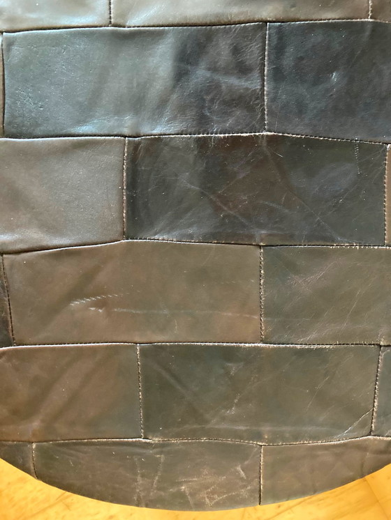 Image 1 of Vintage jaren 70 bruin leren poef