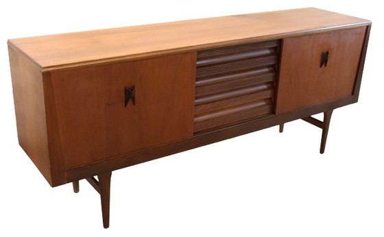 Image 1 of Elliots of Newbury sideboard 'Coolebrooke' vintage