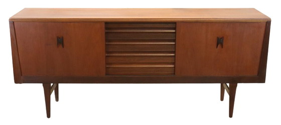 Image 1 of Elliots of Newbury sideboard 'Coolebrooke' vintage