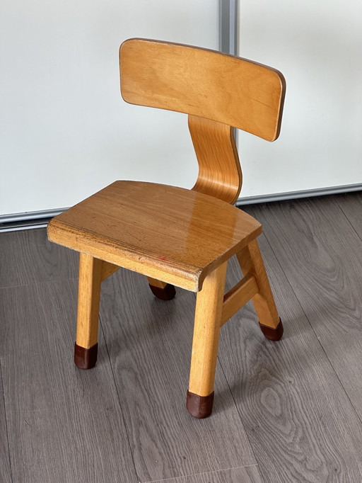 Houten vintage kinder stoeltje schoolstoel stoel