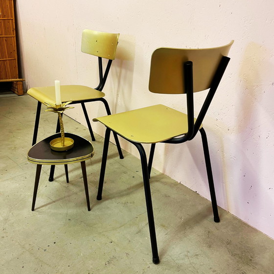 Image 1 of 2x  vintage gouden stapelbare schoolstoelen - 2 stuks