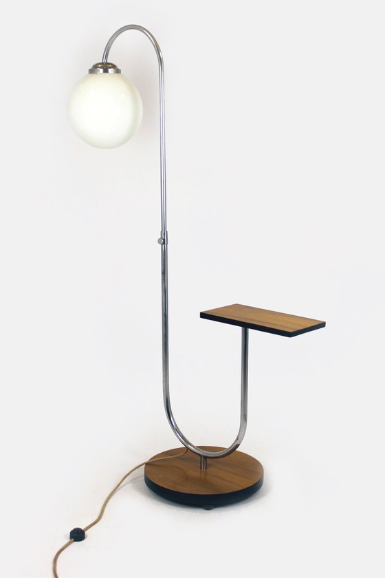 Image 1 of Gerestaureerde Art Deco Bauhaus vloerlamp van Jindrich Halabala, 1940S