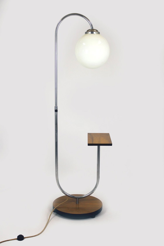 Image 1 of Gerestaureerde Art Deco Bauhaus vloerlamp van Jindrich Halabala, 1940S