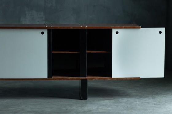 Image 1 of Cité Cansado 'Bloc' Dressoir van Charlotte Perriand