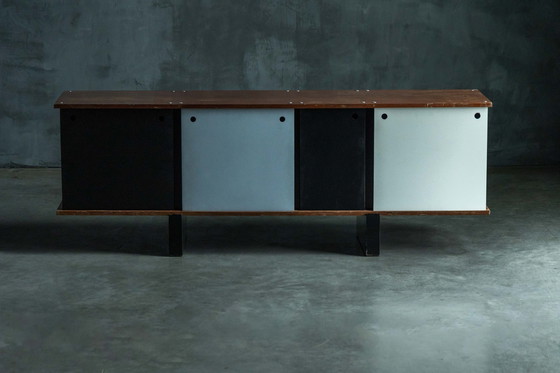 Image 1 of Cité Cansado 'Bloc' Dressoir van Charlotte Perriand