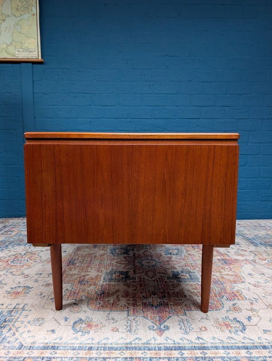 Image 1 of Vintage Bureau, A.P. Møbler, Deens Ontwerp Uit De Jaren '60