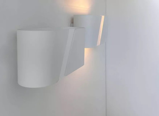 Image 1 of 2X wit mat metaal en plexiglas wandlamp, Holland 1980