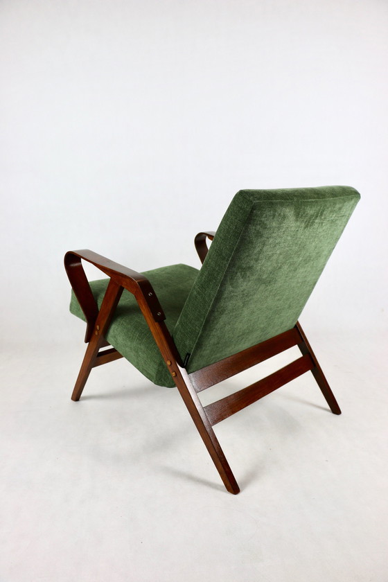 Image 1 of Tsjechische Tatra fauteuil in olijfgroen, toegeschreven aan Frantisek Jirak, 1970S