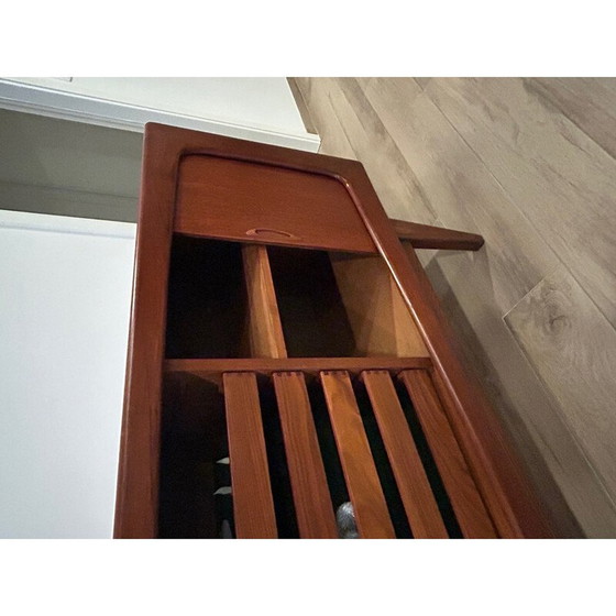 Image 1 of Vintage model 142 teakhouten dressoir van Bernhard Pedersen en Søn, Denemarken 1960