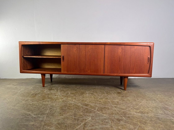 Image 1 of HP Hansen Teakhouten Dressoirs Mid Century Deens Design 1960