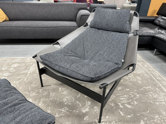 Image 1 of Nieuw Rolf Benz Jacky fauteuil met poef stof Leer