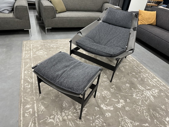 Image 1 of Nieuw Rolf Benz Jacky fauteuil met poef stof Leer