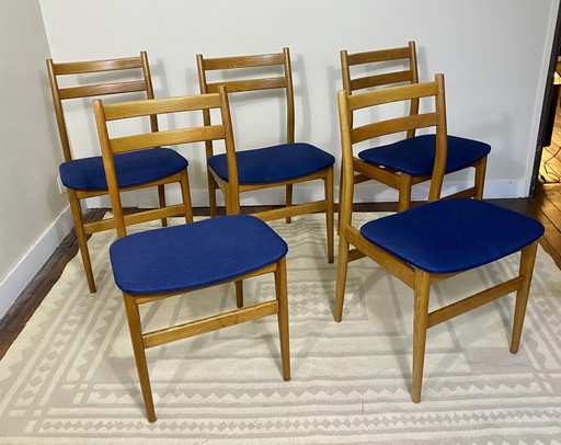 Suite van 5 Scandinavische stoelen Jaar 60.Ref Ron