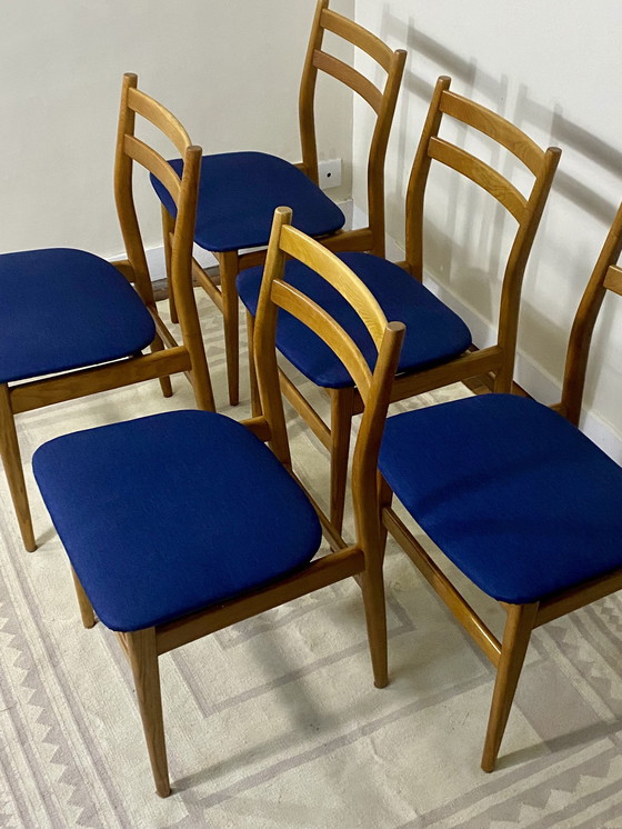 Image 1 of Suite van 5 Scandinavische stoelen Jaar 60.Ref Ron