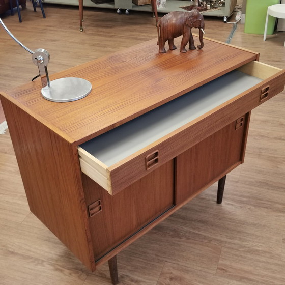 Image 1 of Midcentury dressoir