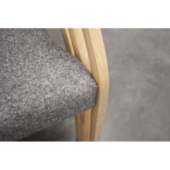 Image 1 of Set van 4 vilten vintage eetkamerstoelen met armleuningen van Gražina Tulevičienė voor Vilniaus Baldų Kombinatas, jaren 1970