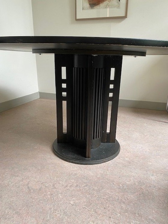 Image 1 of Giorgetti Tafel