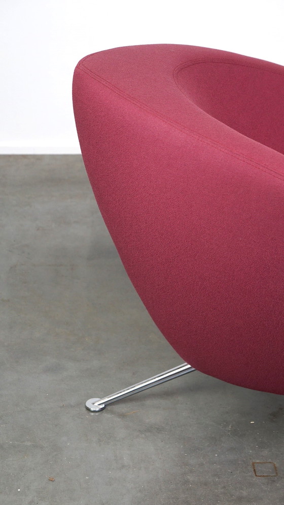 Image 1 of Paarse Artifort design fauteuil model Hanna