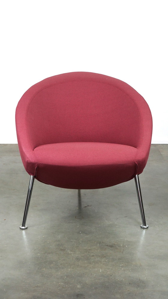 Image 1 of Paarse Artifort design fauteuil model Hanna