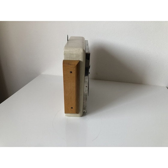 Image 1 of Vintage schaakklok in bakeliet, Tsjecho-Slowakije 1950