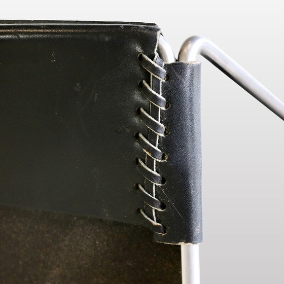 Image 1 of Paar vintage fauteuils in mat verchroomd ijzer en zwart leren zittingen, Italië 1980