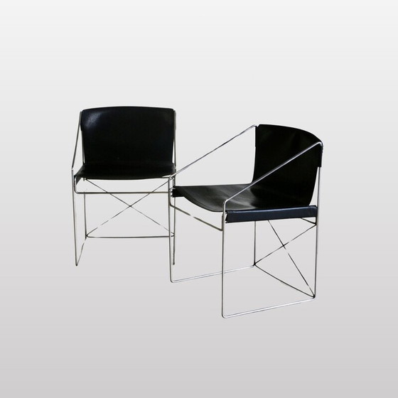 Image 1 of Paar vintage fauteuils in mat verchroomd ijzer en zwart leren zittingen, Italië 1980
