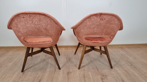 2x Miroslav Navratil Shell Fauteuils