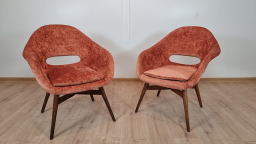 2x Miroslav Navratil Shell Fauteuils