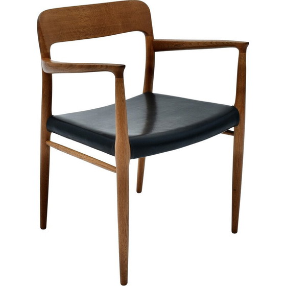 Image 1 of Deense mid century model 56 eikenhouten fauteuil van Niels Moller voor J L Mollers Mobelfabrik, jaren 1950