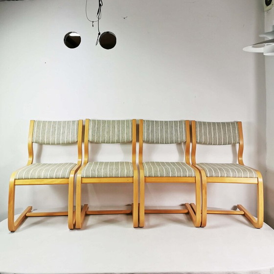 Image 1 of Set van 4 vintage beuken multiplex stoelen van Magnus Olesen, Denemarken 1970