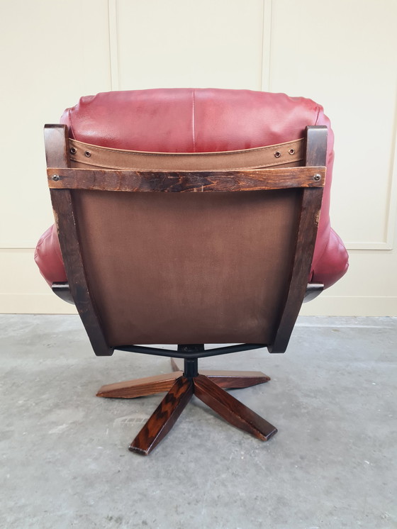 Image 1 of Leather Swivel Lounge Chair By Gerald Easden For Module Furniture, 1960'S