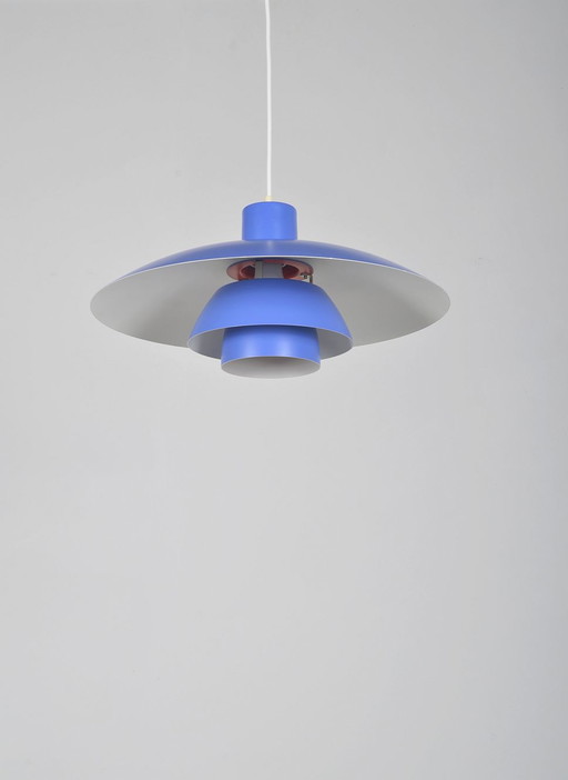 Blauwe hanglamp PH 4/3 door Poul Henningsen voor Louis Poulsen, jaren '60