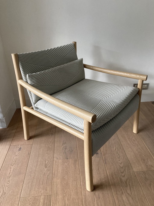 2x Arper Kata Lounge Fauteuils, Inclusief Kussens.