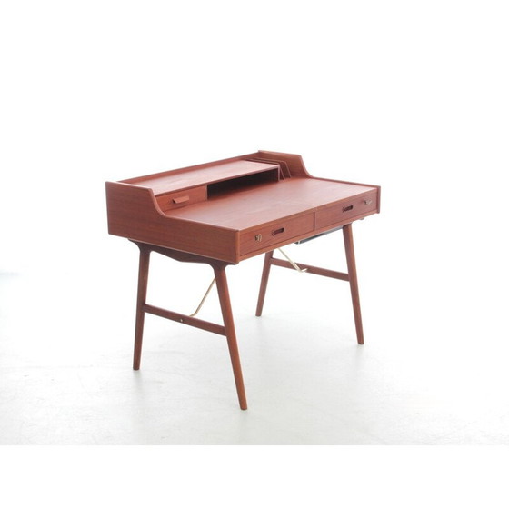 Image 1 of Scandinavische vintage teakhouten kaptafel van Arne Wahl Iversen