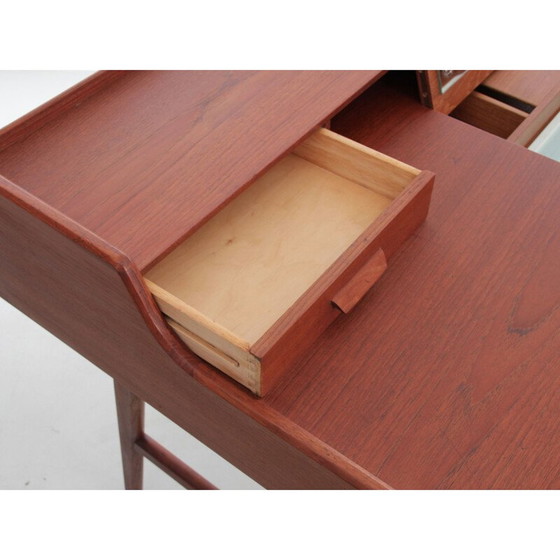 Image 1 of Scandinavische vintage teakhouten kaptafel van Arne Wahl Iversen