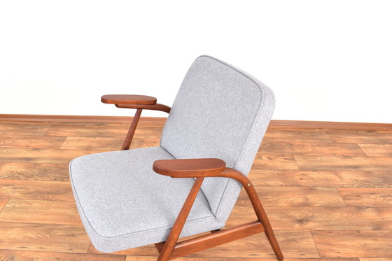 Image 1 of Mid Century Poolse fauteuil, 1960S.