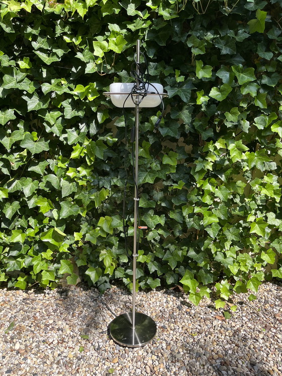 Image 1 of Lamp met glazen kap melkwit