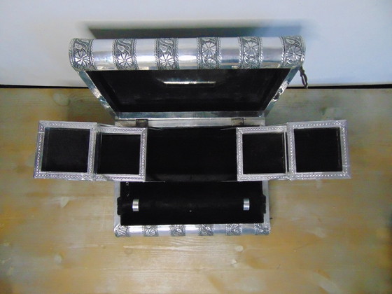 Image 1 of Twee  Juwelen Dozen Of Kistjes 