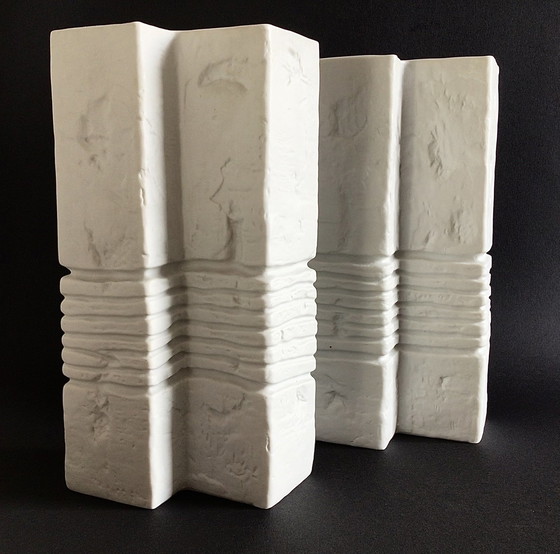 Image 1 of 2 Biscuit Brutalist Fossiel Gerold Jaren 70 Vazen