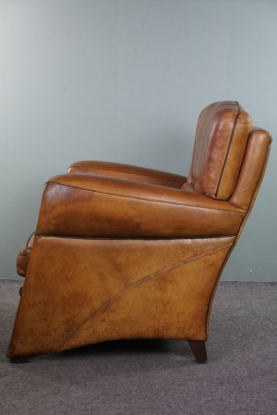 Image 1 of Moderne design fauteuil gemaakt van schapenleer