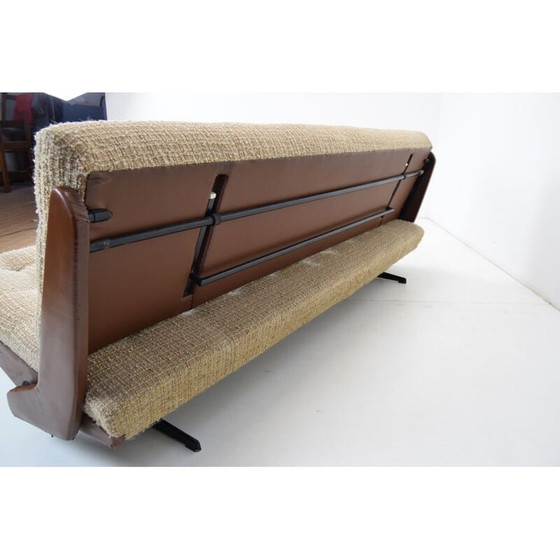 Image 1 of Vintage opklapbare slaapbank van stof en metaal, Tsjechoslowakije 1970