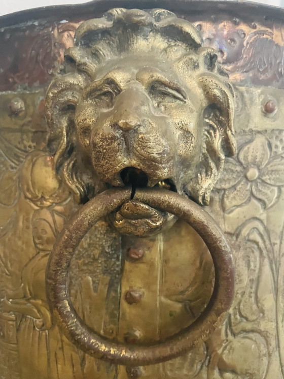 Image 1 of Driepoot Plantenbak Messing Xvii/ Xviii Eeuw Noord-Duitsland