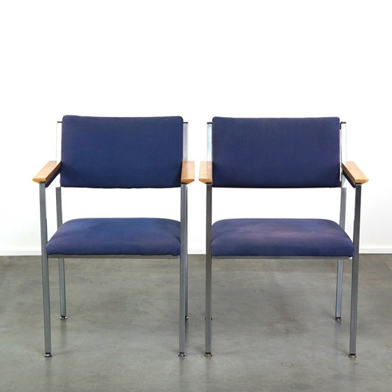 Image 1 of 2 x Vintage Polak AP design stoel met blauwe bekleding en houten armleuning