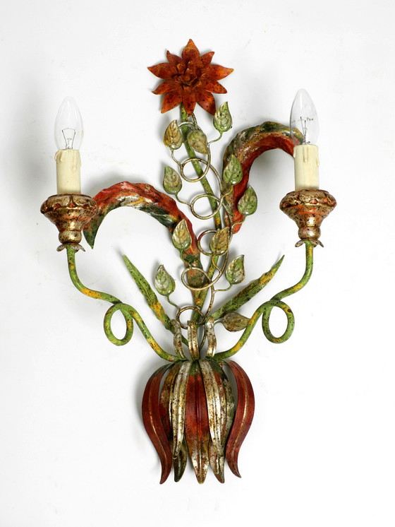 Image 1 of Paar prachtige grote gebloemde Italiaanse Mid Century Modern metalen wandlampen