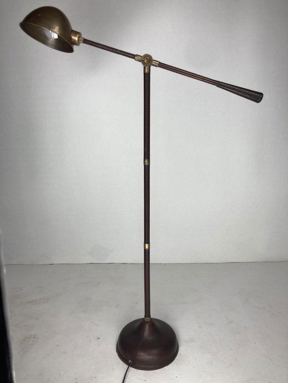 Image 1 of Met leer omwikkelde en gestikte vloerlamp van Jacques Adnet, 1970S