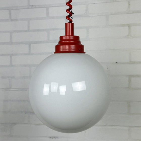 Image 1 of Space age opaline hanglamp