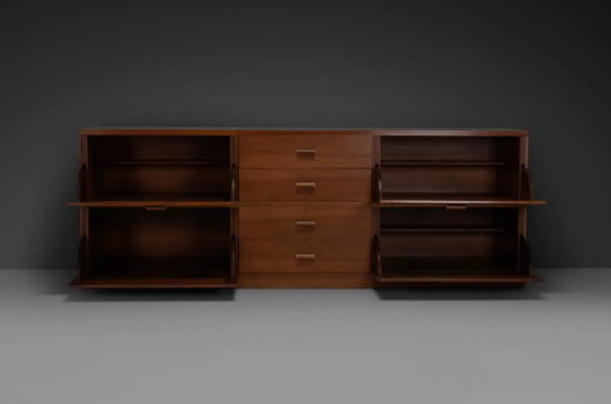 Image 1 of Bernini Dressoir van Antonio Virgilio